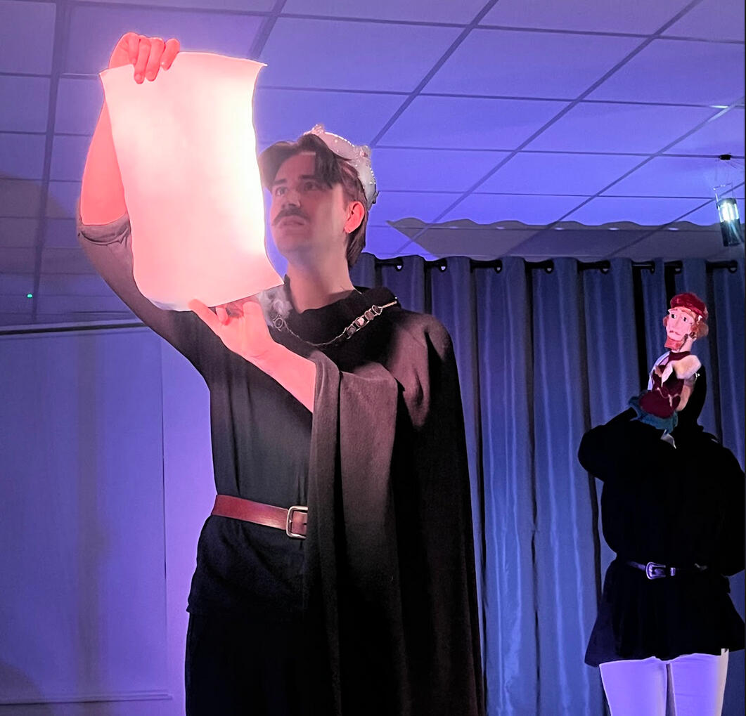 The King and the Cartographer